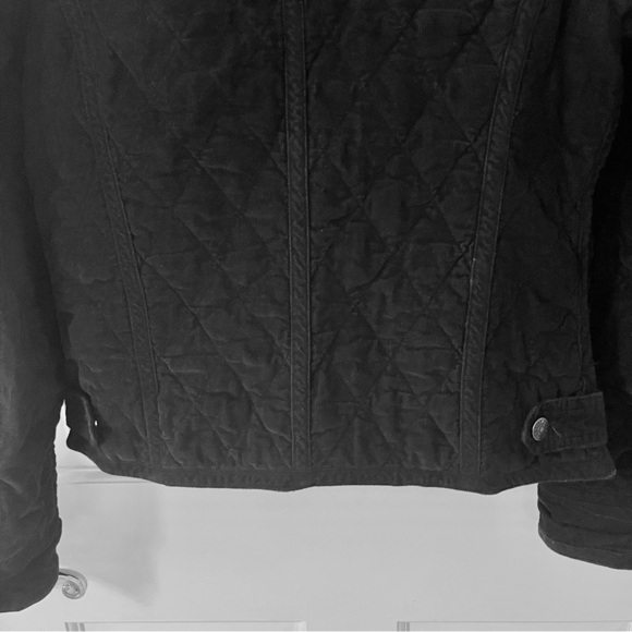 EDDIE BAUER Women’s Black Quilted Corduroy Zip-up Jacket - Picture 13 of 17